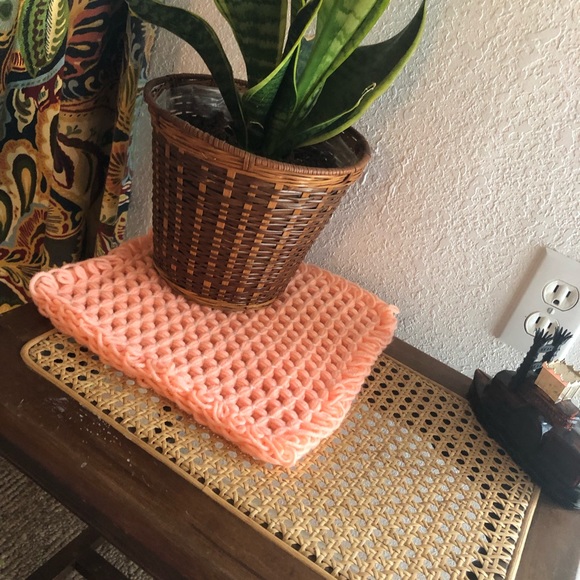 Large Pink Handmade Doily/Trivet/Placement Retro - Picture 8 of 8